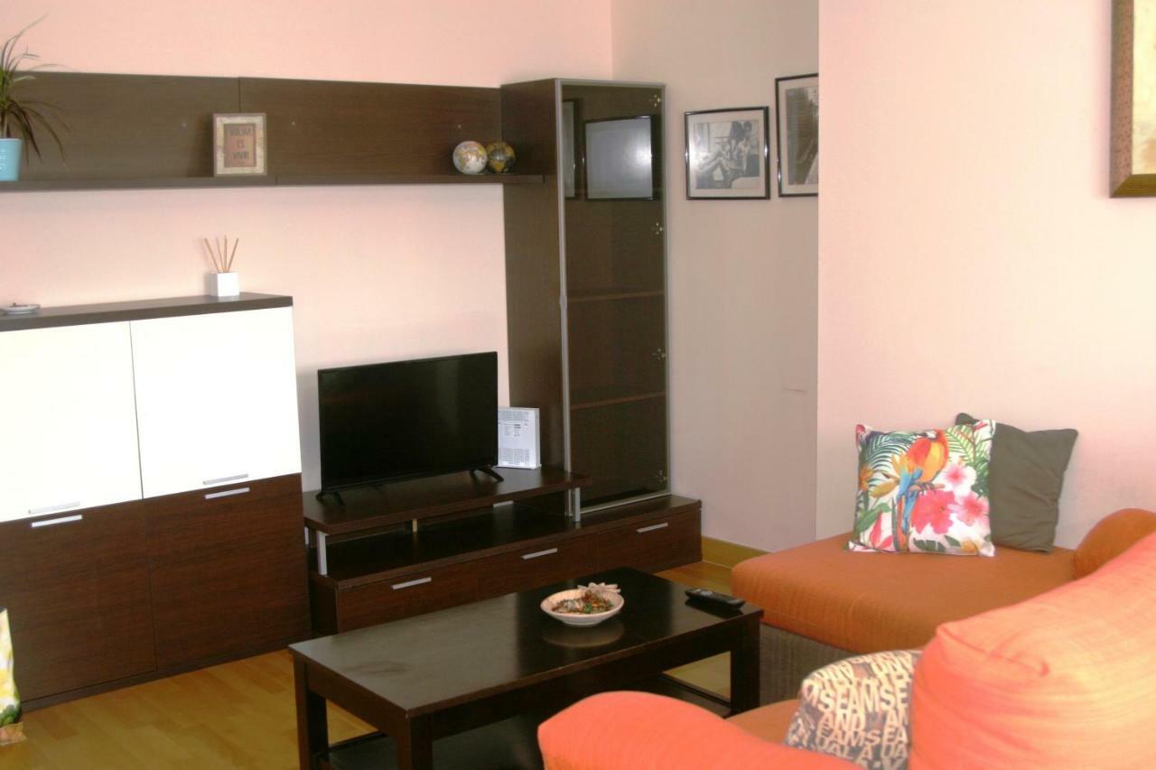 Apartamento Malaga Centro Y Playa-Parking Kültér fotó